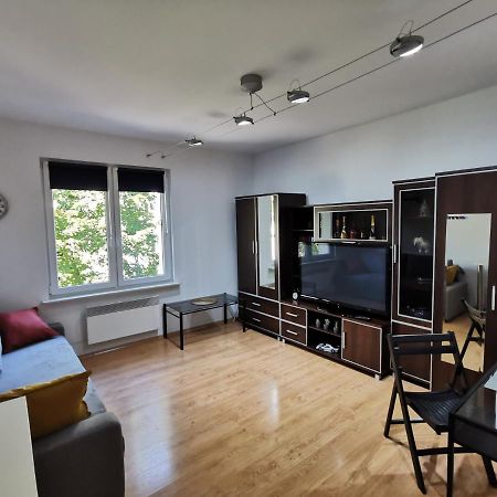 Small Apartament In Heart Of Boleslawiec City ภายนอก รูปภาพ