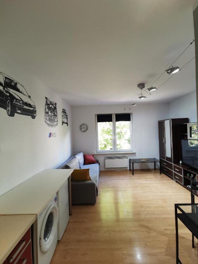 Small Apartament In Heart Of Boleslawiec City ภายนอก รูปภาพ