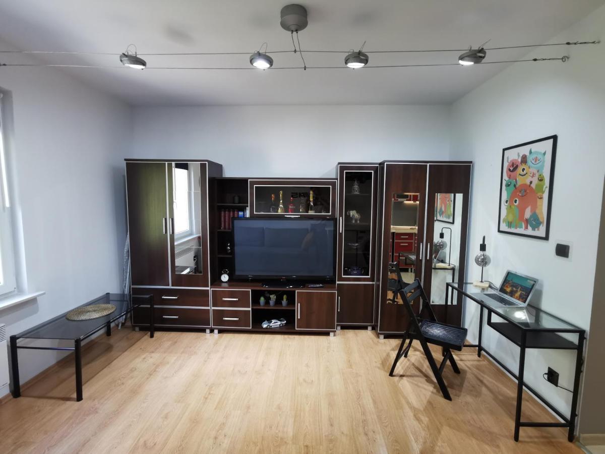 Small Apartament In Heart Of Boleslawiec City ภายนอก รูปภาพ